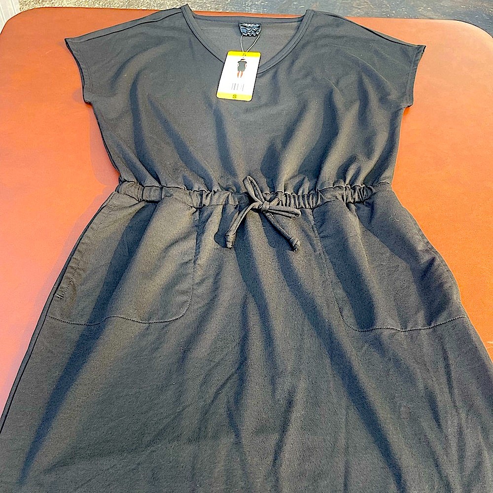 Black summer dress light weight size small - Picture 2 of 3